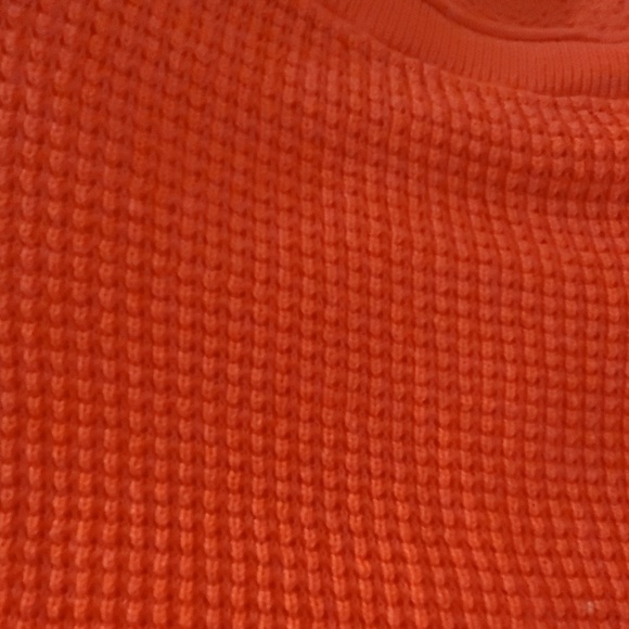 Express sweater - Picture 3 of 3